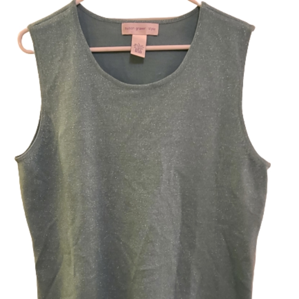 NWOT Susan Graver style Sleeveless pullover
